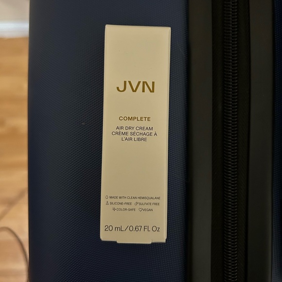 JVN Other - JVN Air Dry Hair Cream